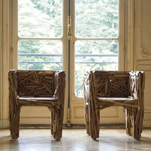 favela chairs