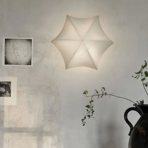 Wall lamp